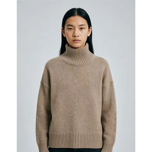 Boxy Camel Turtleneck Cashmere Feel Boxy Camel Turtleneck Cashmere Feel