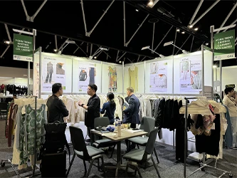 L'Expo degli accessori tessili per abbigliamento inizia con Vonn Trend Knitti...