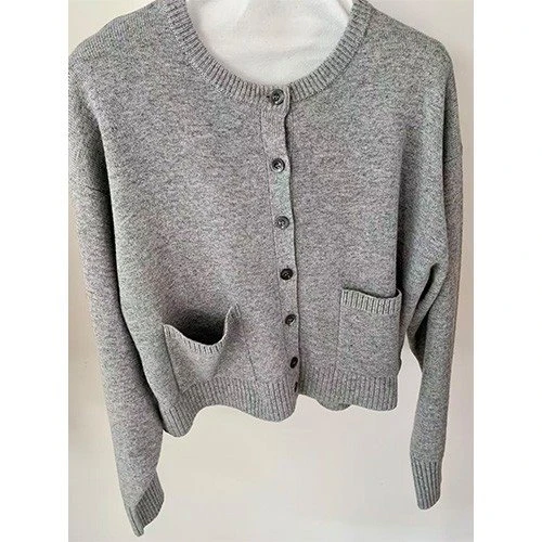 Real Wool Cardigan high quality Real Wool Cardigan high quality