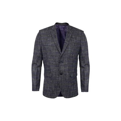 Qual è il modo migliore per riporre un blazer da uomo?
