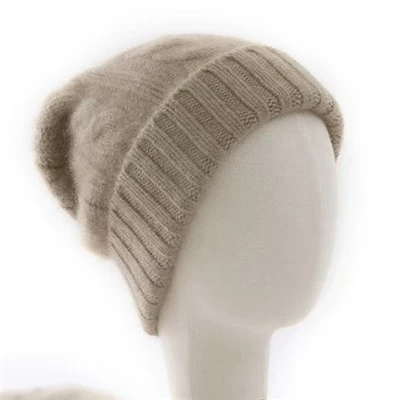 Cappello in morbida lana per l'inverno