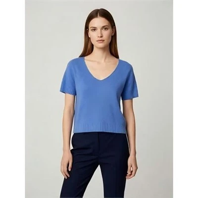 Top basic in maglia da ufficio da donna